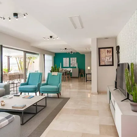 Villa Salobre 6 *